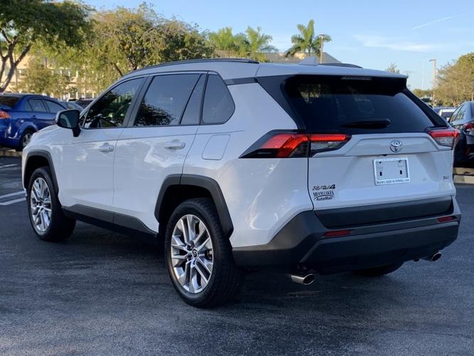 used 2019 toyota rav4 fwd xle premium miami lakes, fl 33014 for sale in hialeah, florida