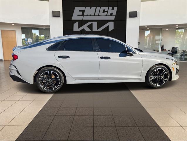 2021 kia k5 gt-line