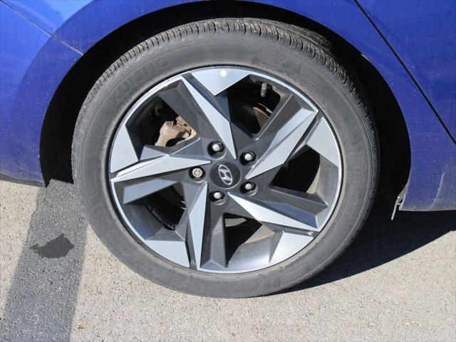 2022 hyundai elantra limited