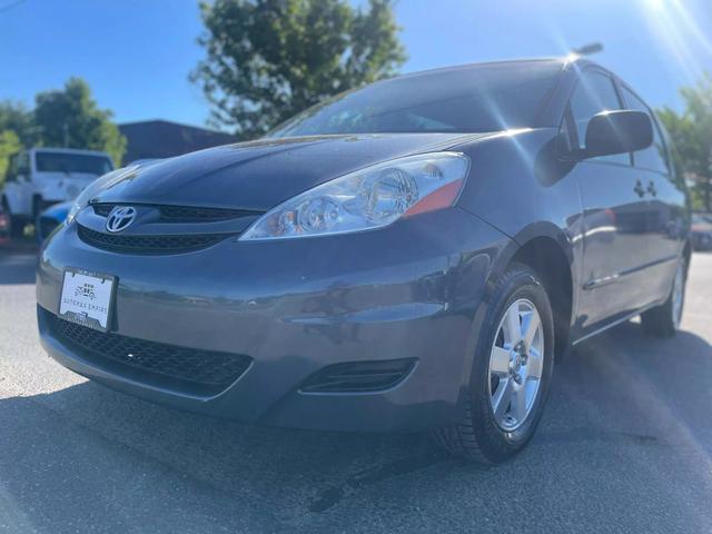 2008 toyota sienna le