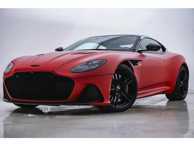 2023 aston martin dbs coupe