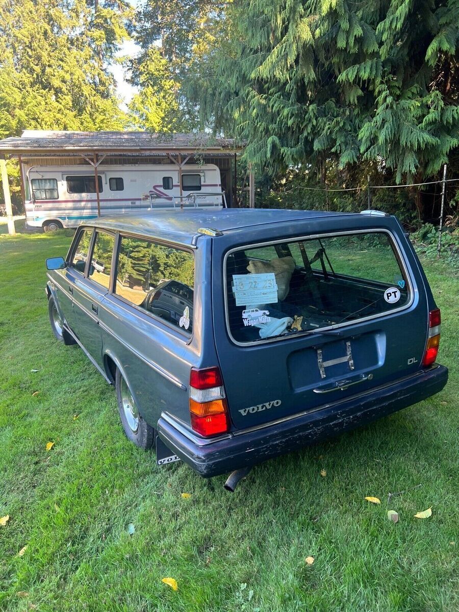 1985 volvo 240 wagon blue rwd automatic dl