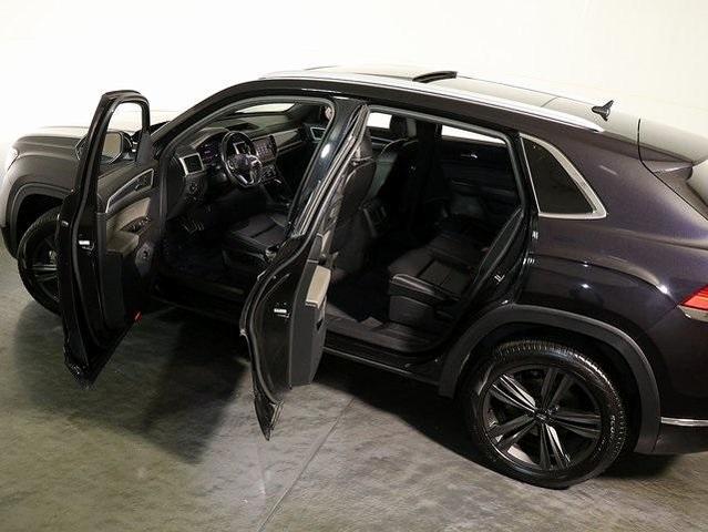 2022 volkswagen atlas cross sport 2.0t sel r-line