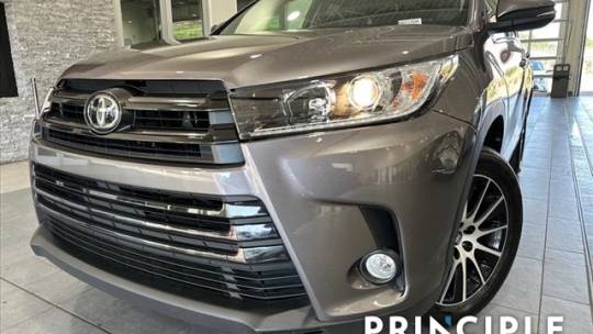 2017 Toyota Highlander