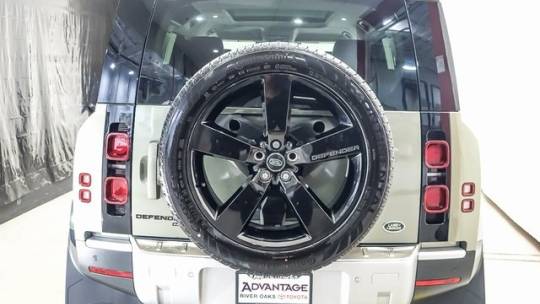 2023 land rover defender 110 se