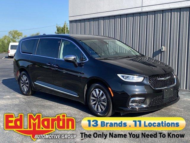 2023 chrysler pacifica hybrid limited