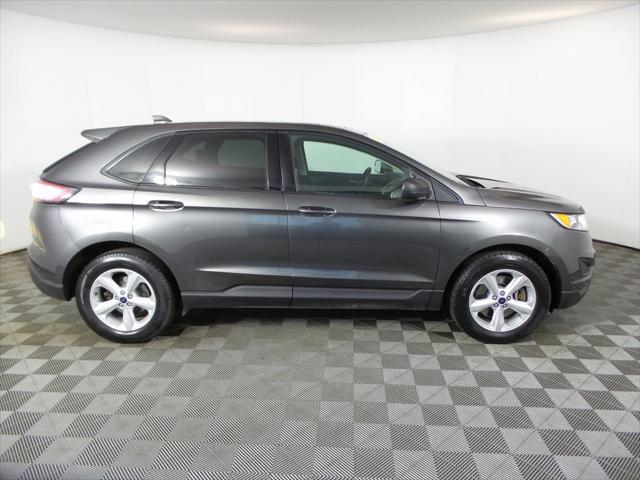 2017 ford edge se
