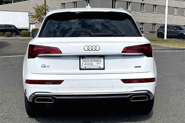 2024 audi q5 45 s line premium