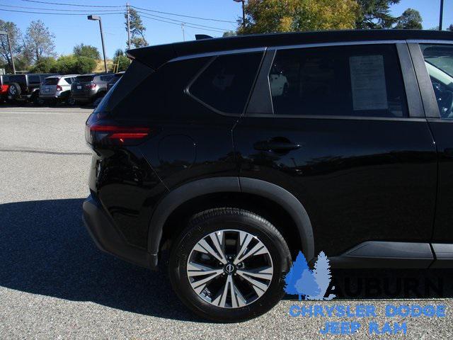 2022 nissan rogue sv