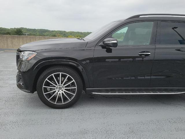 2024 mercedes-benz gls 580 base 4matic