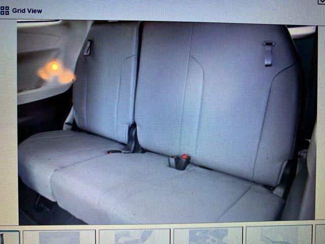 2022 toyota sienna xle 8 passenger