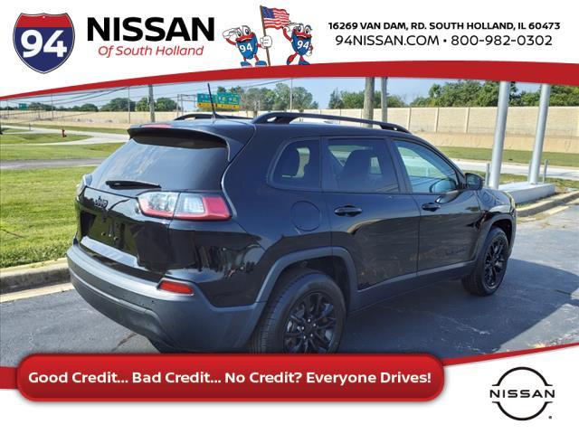 2023 jeep cherokee altitude lux