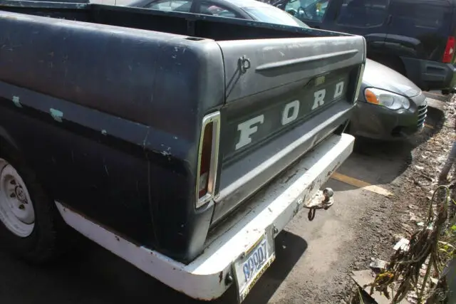 1968 ford f 100 project ( not runnung )