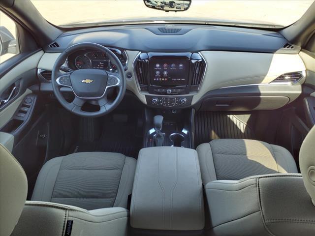 2024 chevrolet traverse lt cloth