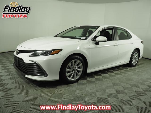 2021 toyota camry le