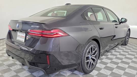 2025 BMW i5