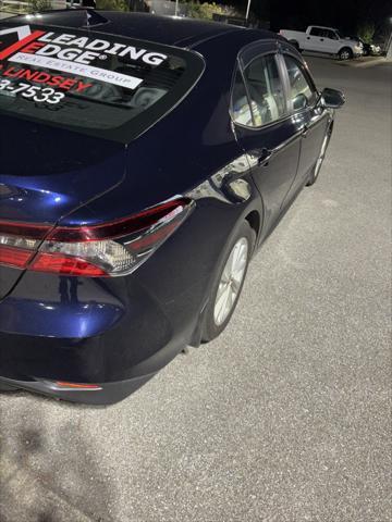 2022 toyota camry le