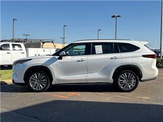 2021 Toyota Highlander platinum