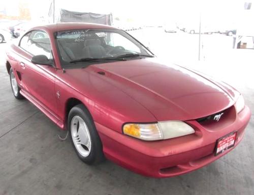1995 ford mustang base in california