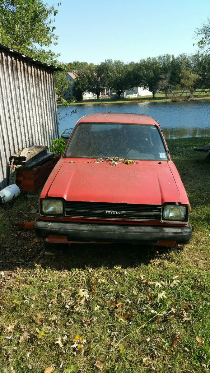 1982 toyota starlet - complete car, strong engine ran when parked 5 sp man trans