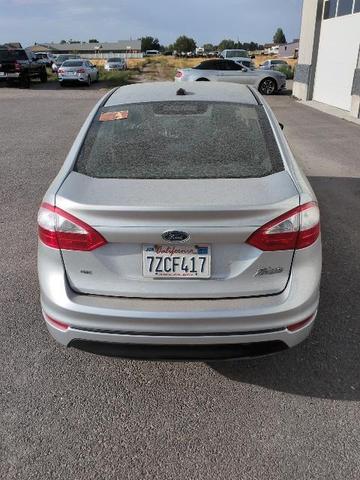 2017 ford fiesta se