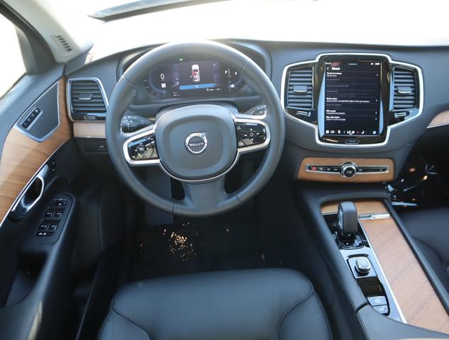 2024 volvo xc90 b6 awd plus bright theme 7p