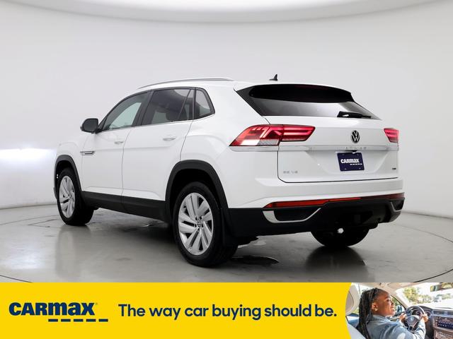 2022 volkswagen atlas cross sport se w/tech
