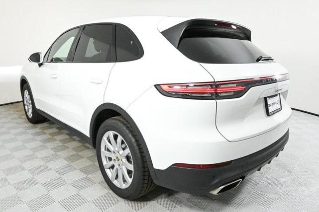 2021 porsche cayenne base