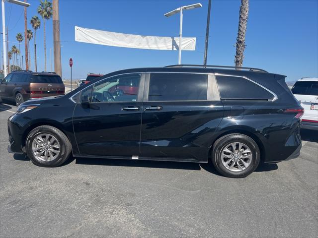 2023 toyota sienna xle 8 passenger