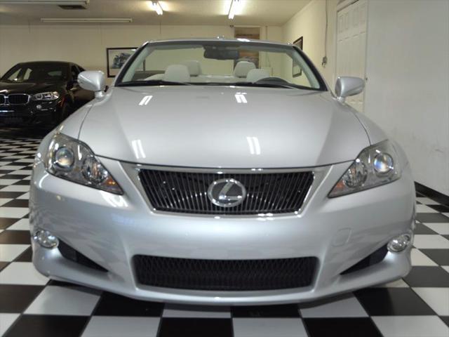 2010 lexus is 250c base