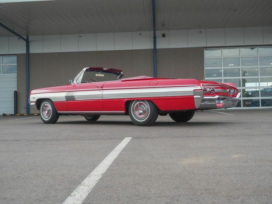 394 cubic inch v8 3-speed automatic red