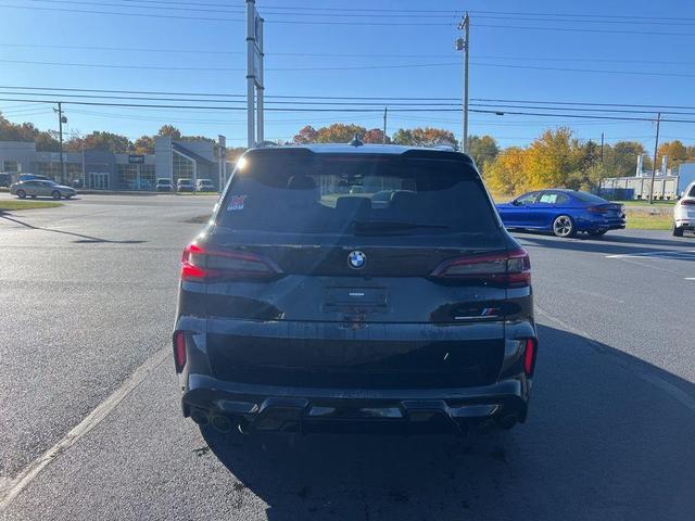 2022 bmw x5 m base