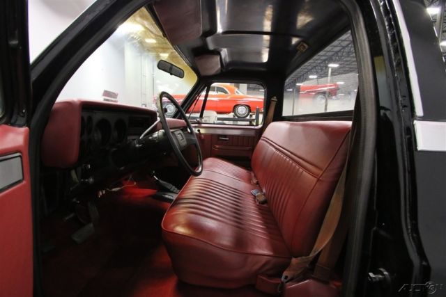 1982 5l v8 16v automatic 4wd