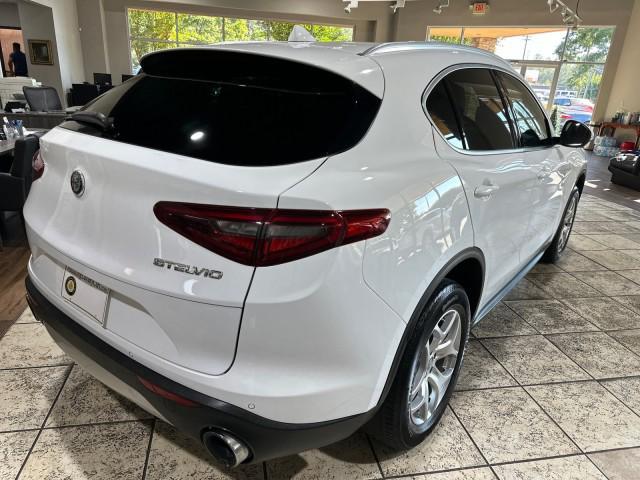 2021 alfa romeo stelvio base