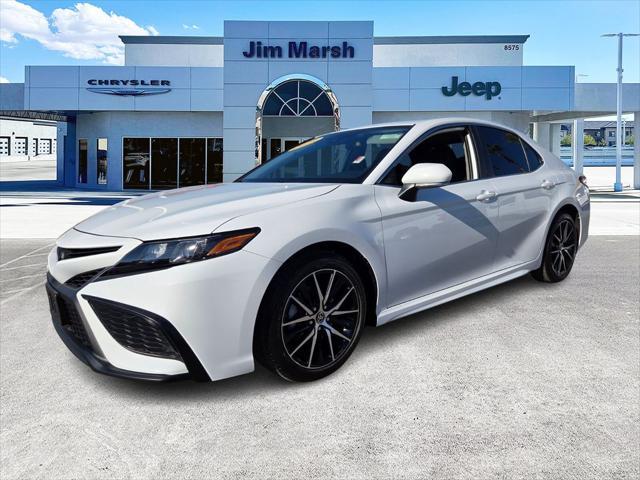 2023 toyota camry se