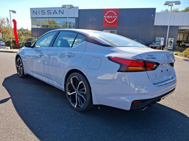2023 nissan altima sr fwd