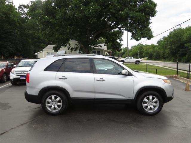 2011 kia sorento lx