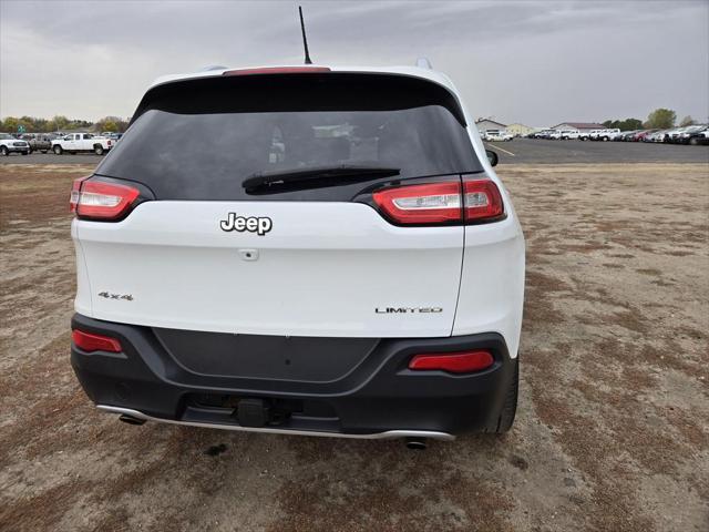 2014 jeep cherokee sport