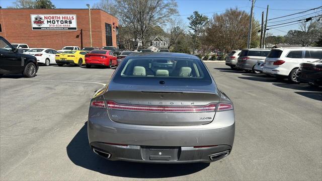 2015 lincoln mkz base