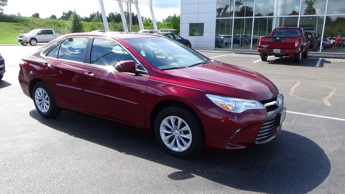 used 2017 toyota camry le grenada, ms 38901 for sale in dubard, mississippi