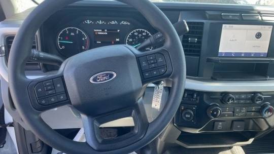 2023 Ford F600