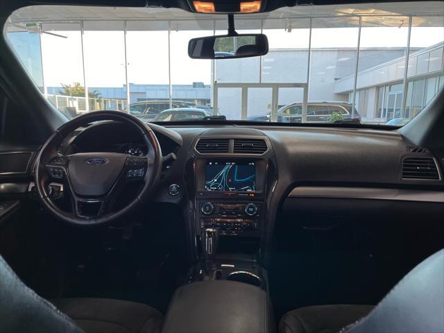 2018 ford explorer xlt