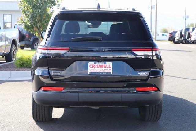 2024 jeep grand cherokee altitude