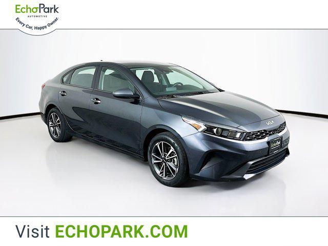 2023 kia forte lxs