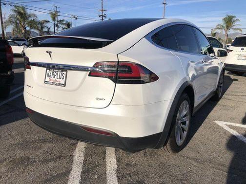 2016 tesla model x