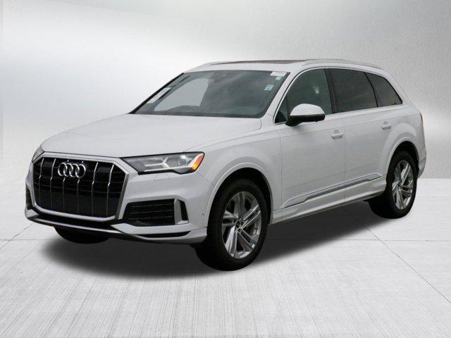 2022 audi q7 45 premium plus