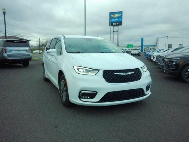 2022 chrysler pacifica hybrid touring l