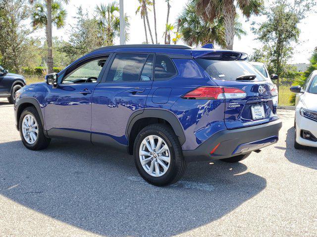 2024 toyota corolla cross le