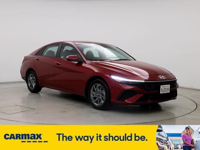 2024 hyundai elantra sel