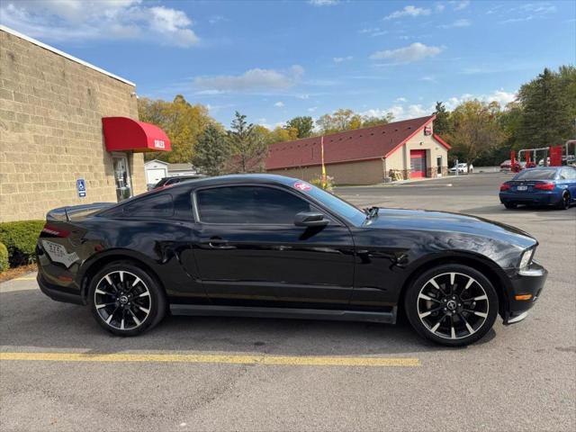 2012 ford mustang v6 premium